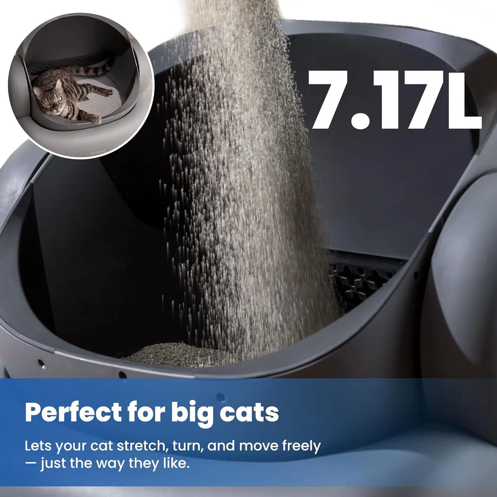 Cat litter box with cat stretching inside, labeled 7.17L, perfect for big cats.
